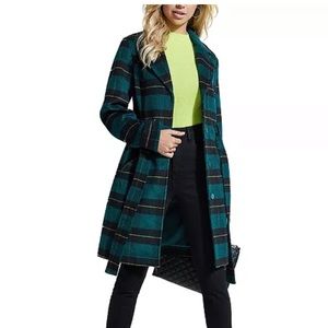 COPY - ⚠️limited time reduction Guess green NWT coat